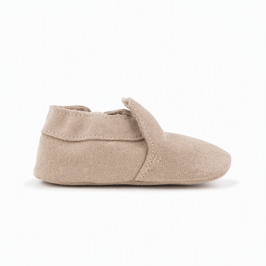 Mavies First Steps | Sand