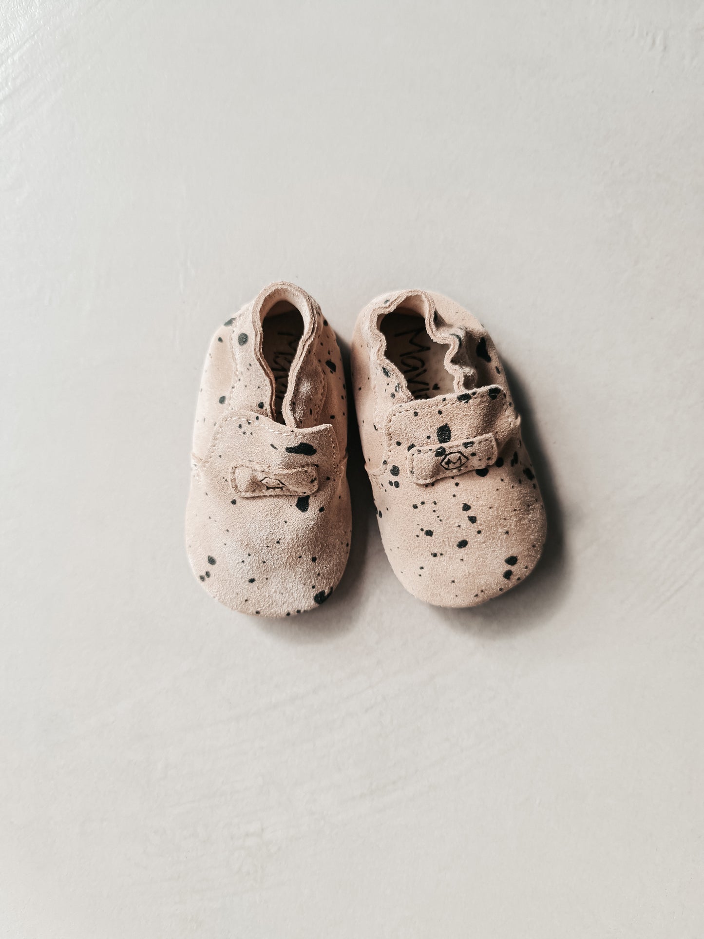 Mavies First Steps | Sand Paint